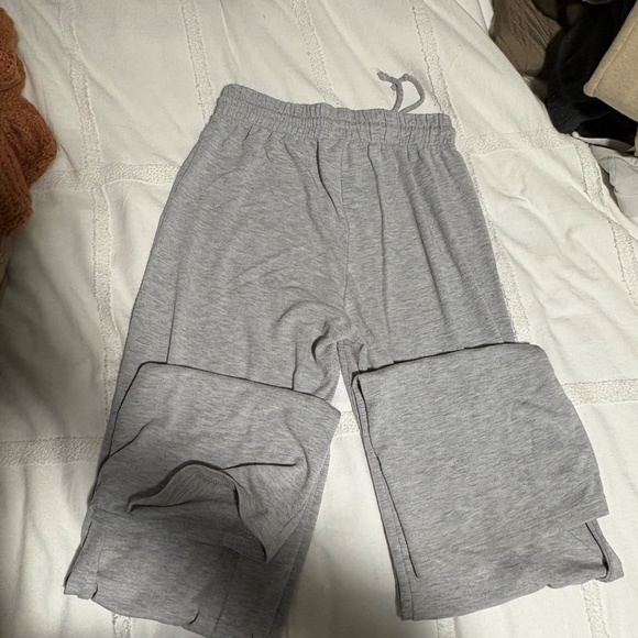 Wilfred Free Grey Sweatpants — Size XS - Picture 2 of 3
